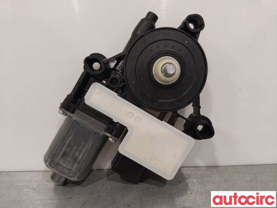 Diverse deler til Audi A4 2020-->> (Type V, Fase 2) (B9) (B9) (AUDI|8W9863560)