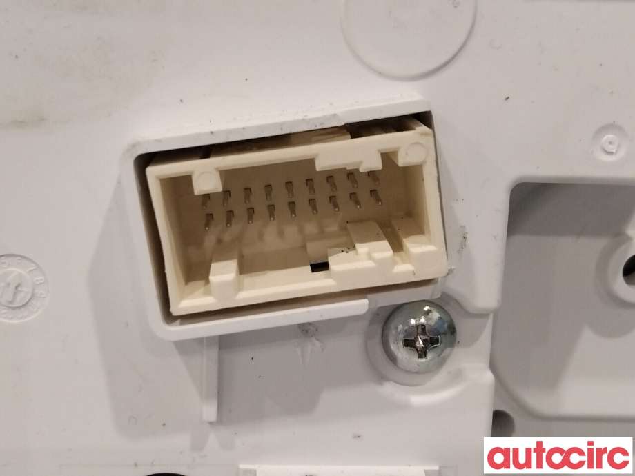 Instrumentpanel til Peugeot 308 2013-2021 (Type II)  (PEUGEOT|1628928680|9825206280|1651148580)