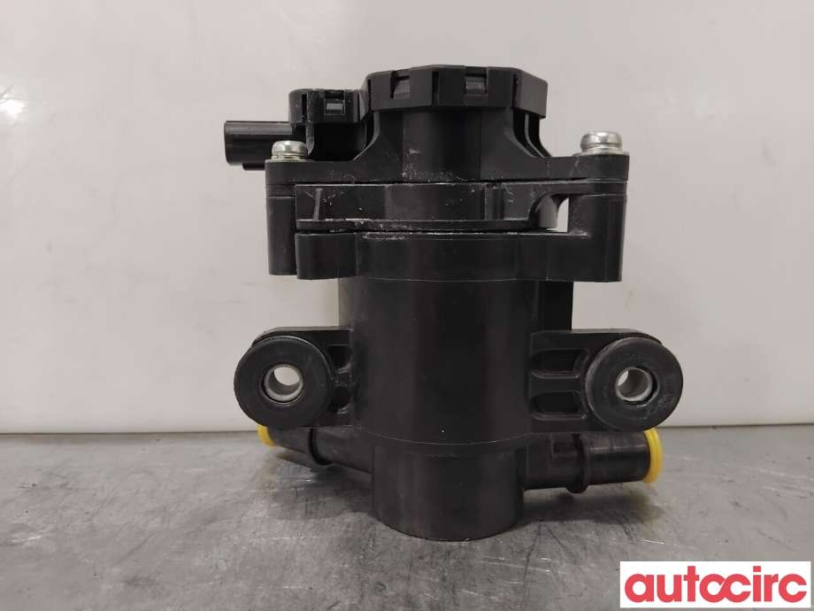 Diverse deler til Toyota bZ4X 2022-->> (TOYOTA|8724042020|VN082300-0011|)