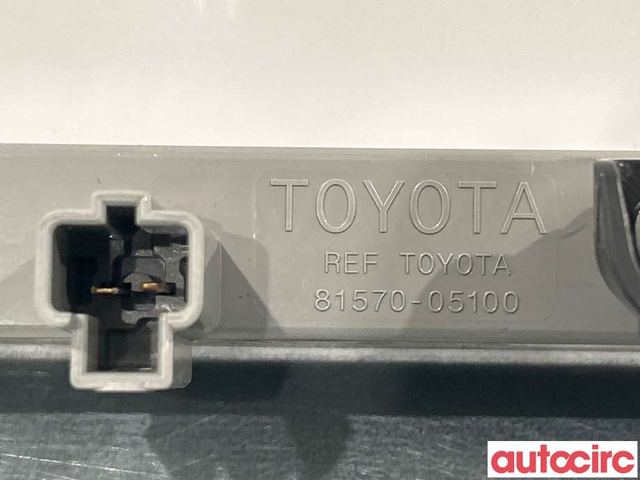 Baklykt bremselys bakrute til Toyota Auris 2013-2015 (Type II, Fase 1)  (TOYOTA|8157005100)