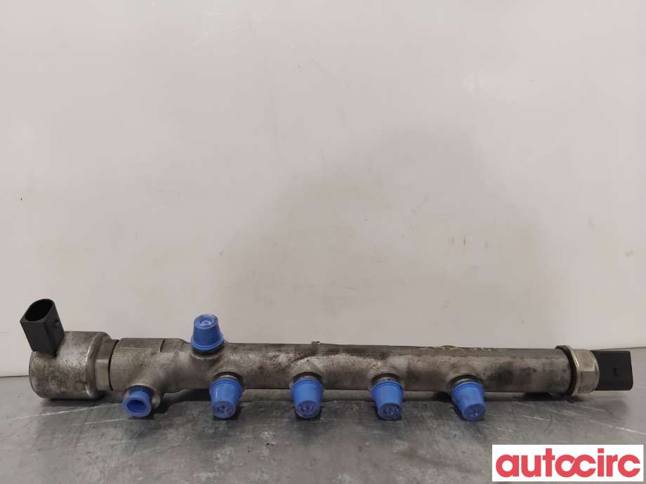 Dyseskinne (fuelrail) til Mercedes B-Klasse 2011-2018 (W246) (W246) (MERCEDES|A6510700700|R9144Z240A)