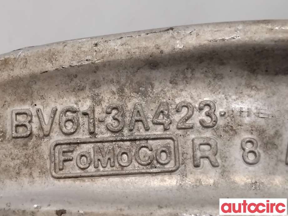Bærebru høyre foran nedre til Ford Focus 2011-2014 (Type III, Fase 1)  (FORD|1889405||BV613A423-HNE)