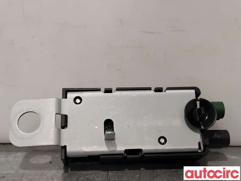 Antenne forsterker til Opel Astra K 2015-->>  (OPEL|39163943|421251063|84043627)