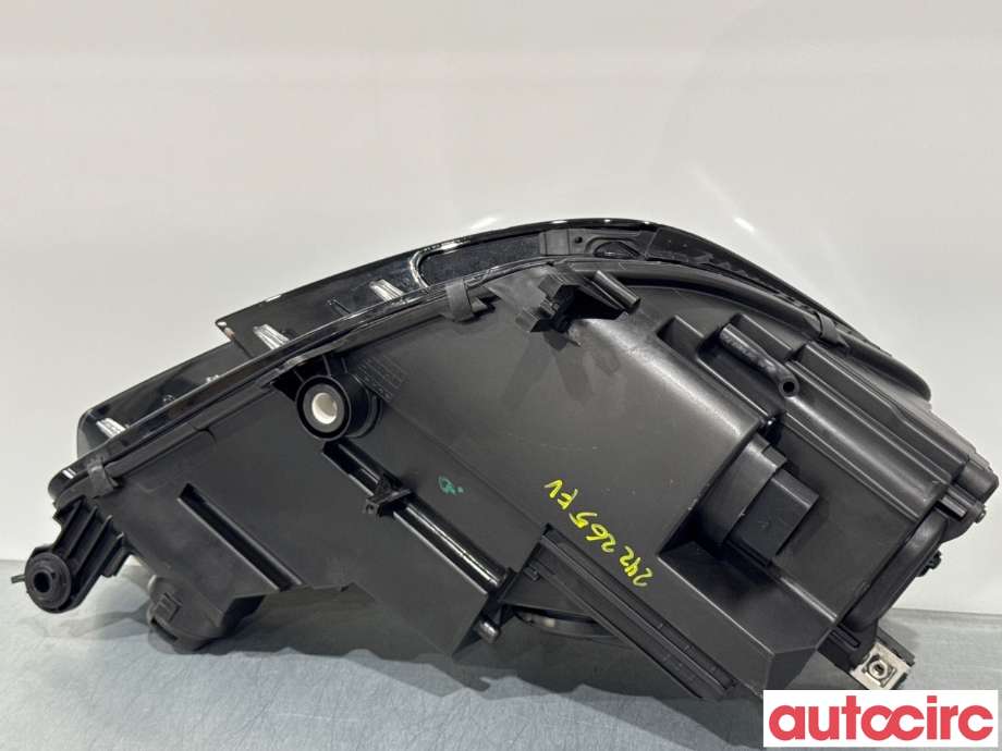 Frontlykt venstre xenon til Audi A4 2020-->> (Type V, Fase 2) (B9) (B9) (AUDI|8W094103||8W0941005)