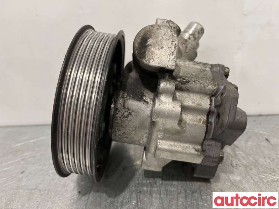 Servo pumpe mekanisk til Audi A6 2005-2008 (Type III, Fase 1) (C6) (C6) (AUDI|4F0145155P|)