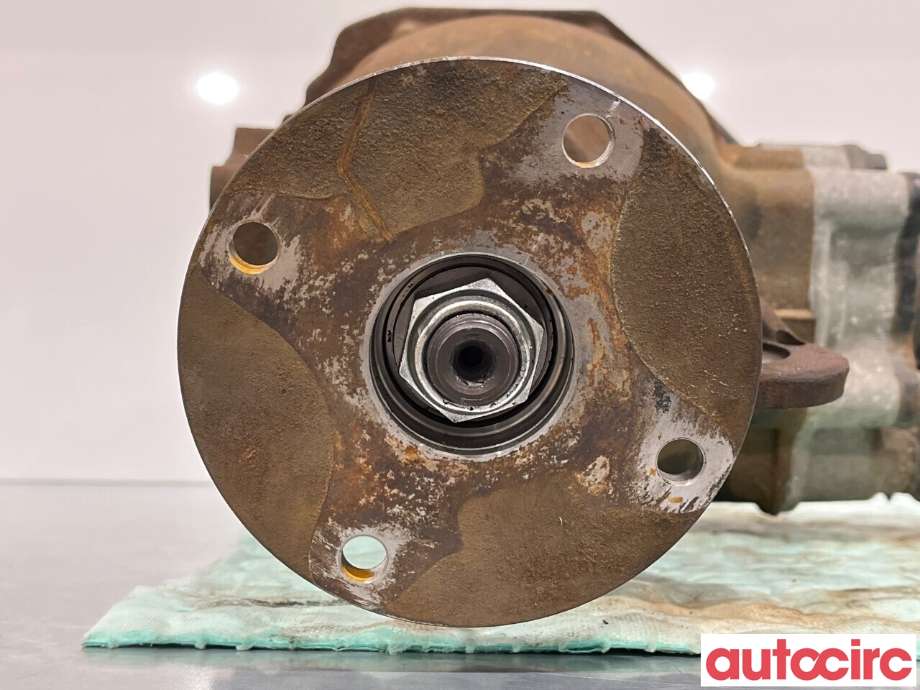 Kardang til Mitsubishi Pajero 2007-2016 (Type IV, Fase 1)  (MITSUBISHI|3541A146)