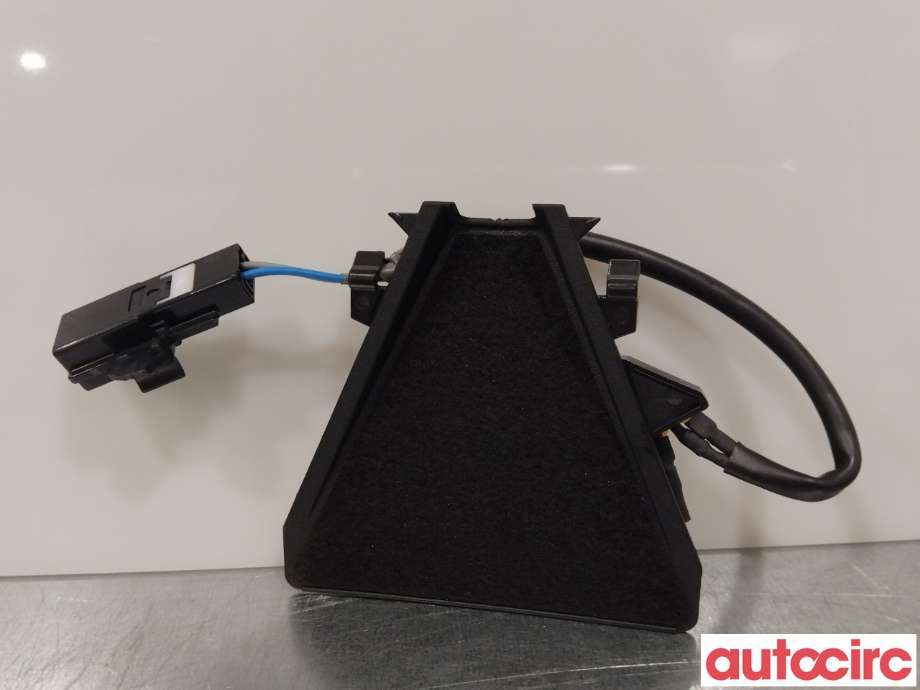 Diverse deler til Toyota Corolla, 2019-->>  (TOYOTA|8640112011)