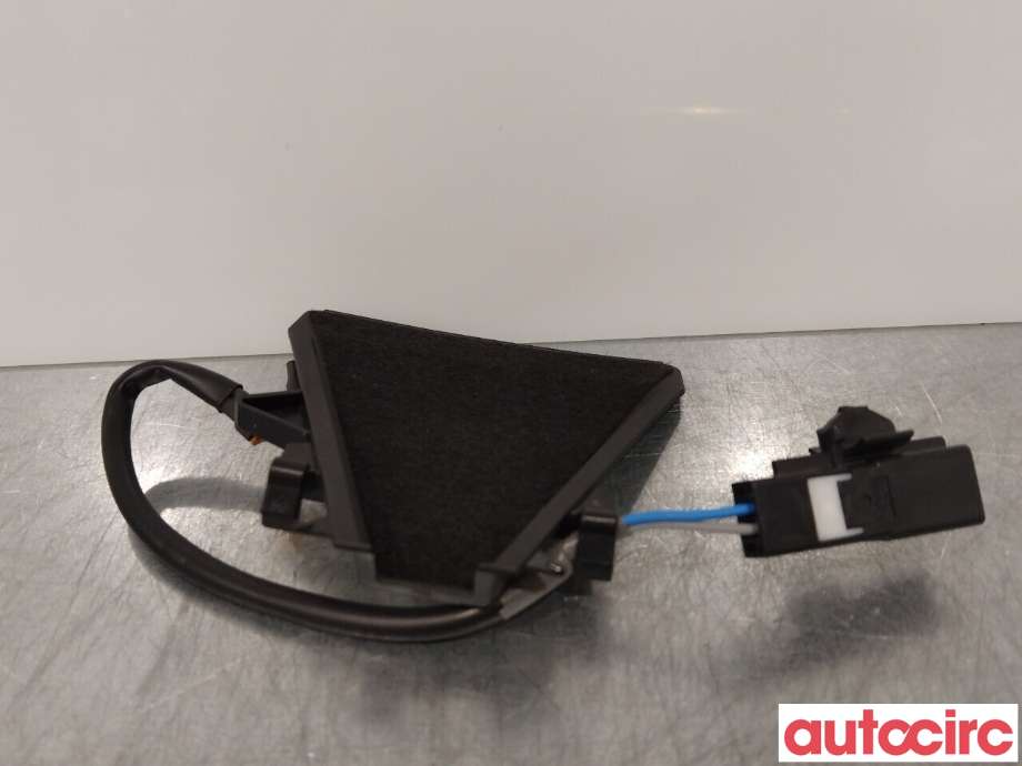 Diverse deler til Toyota Corolla 2019-->>  (TOYOTA|8640112011|8646112020)