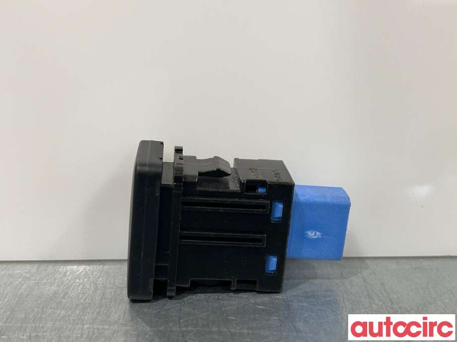 Bryter Antispinn til Mitsubishi Outlander 2015-->> (Type III, Fase 2)  (MITSUBISHI|8602A050|)