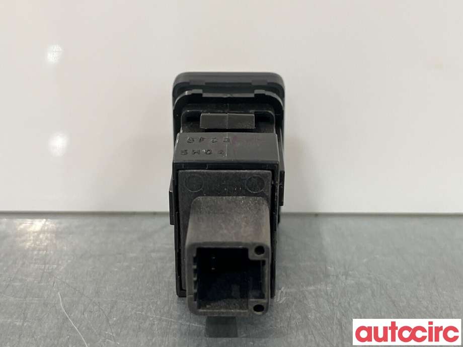 Bryter diverse til Mitsubishi Outlander 2015-->> (Type III, Fase 2)  (MITSUBISHI|8610A088|)
