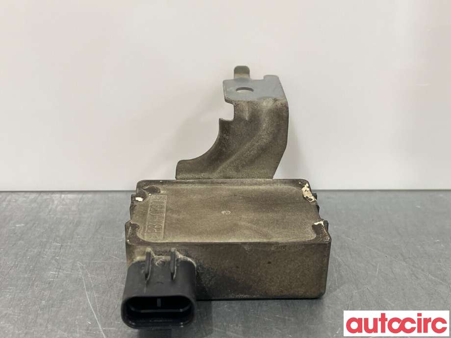 Diverse deler til Mitsubishi Outlander 2015-->> (Type III, Fase 2)  (MITSUBISHI|8637A176|)