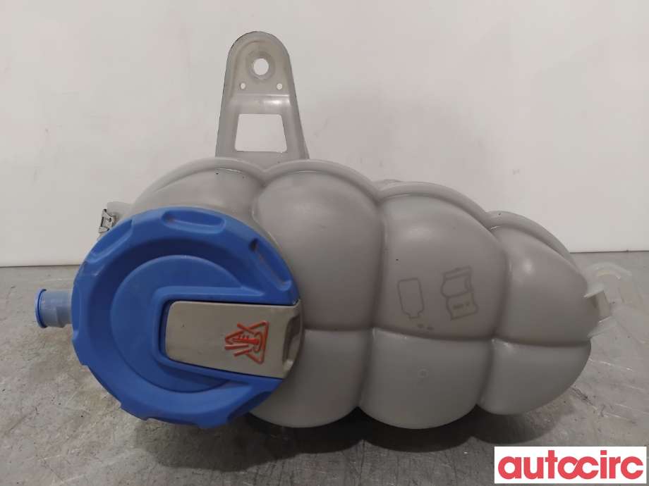Ekspansjonstank til Audi A6 2001-2004 (Type II, Fase 2) (C5) (C5) (AUDI|8W0121405F||8W0121405L)