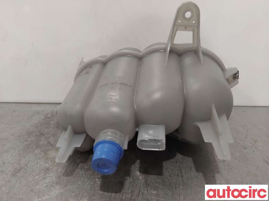 Ekspansjonstank til Audi A6 2001-2004 (Type II, Fase 2) (C5) (C5) (AUDI|8W0121405F||8W0121405L)