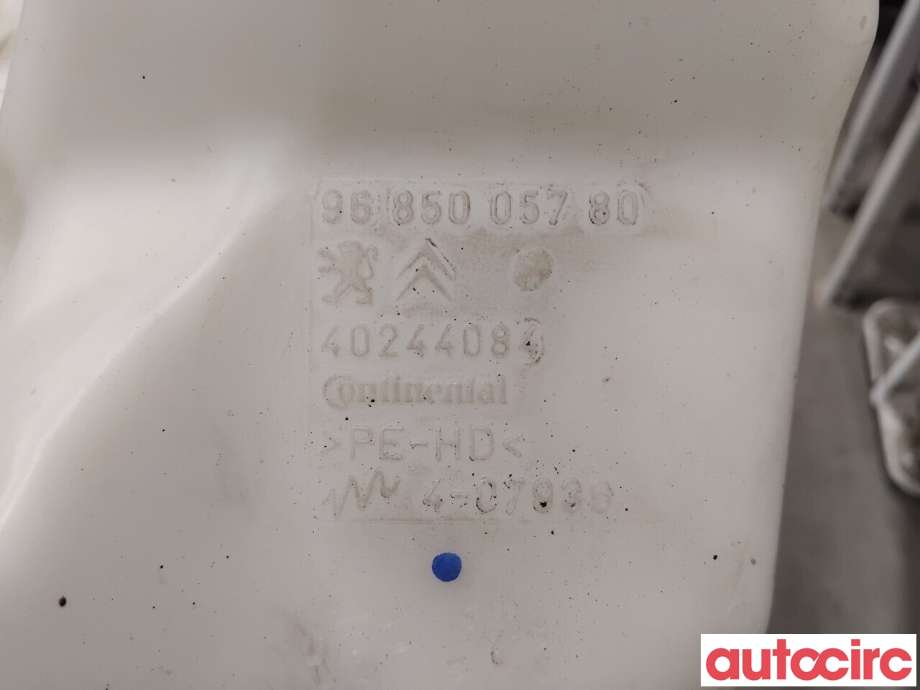 Spylertank til Peugeot 3008 2009-2016 (Type I)  (PEUGEOT|6431N3||9685005780)