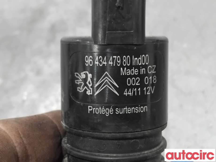 Spylerpumpe foran til Peugeot 3008 2009-2016 (Type I)  (PEUGEOT|643492||9643447980)