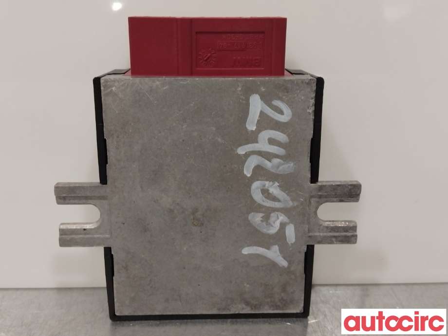 Styreenhet drivstoffpumpe til BMW 5-Serie 2010-2017 (F10/F11) (F10/F11) (BMW|16147411596|16147371832)