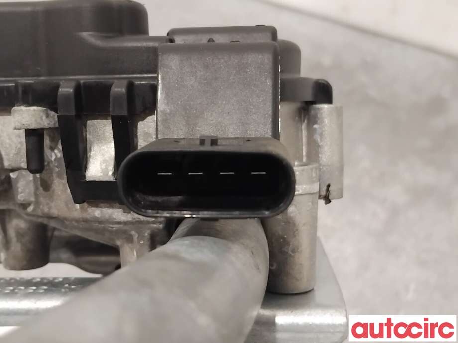 Viskermotor frontrute til Mercedes EQA 2021-->>  (MERCEDES|A2478204202|W000083284|A2478209203)