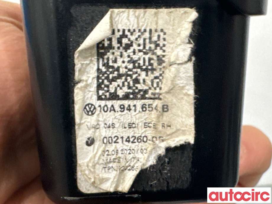 Parklykt høyre til VW ID.3 2020-->>  (VOLKSWAGEN|10A941654C|00214260-05|10A941654D)