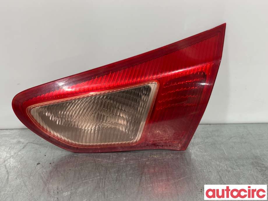 Baklykt høyre indre til Mitsubishi Lancer 2008-2017 (MITSUBISHI|8336A036|)