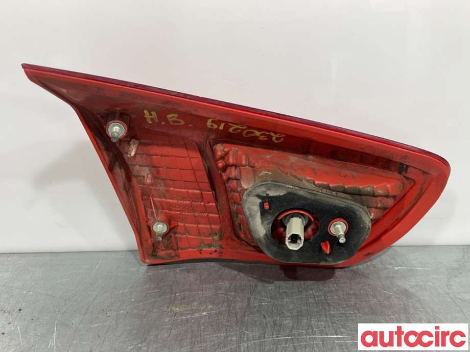 Baklykt høyre indre til Mitsubishi Lancer 2008-2017 (MITSUBISHI|8336A036|)