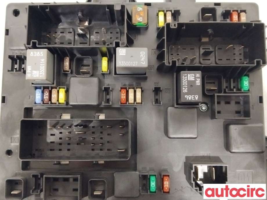 Sikringsboks til Opel Astra J 2010-2015 (OPEL|13302301|365927271)