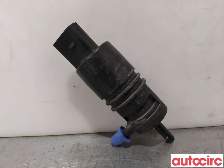 Spylerpumpe foran til BMW X3 2010-2017 (F25) (F25) (BMW|67126934160|)
