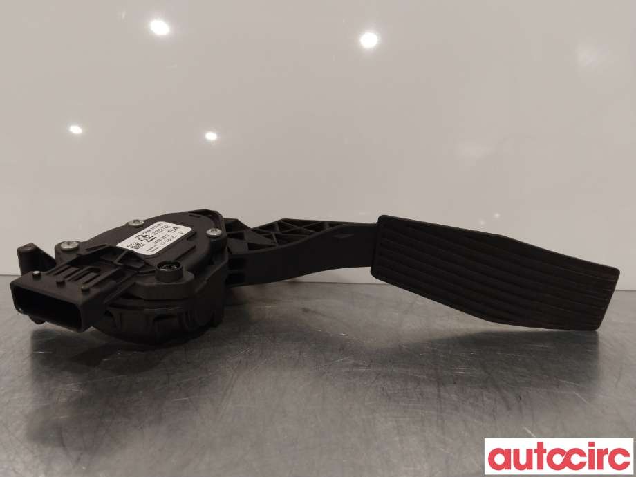 Pedal gass til Opel Astra J 2010-2015  (OPEL|13252702)