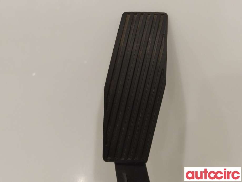 Pedal gass til Opel Astra J 2010-2015  (OPEL|13252702)