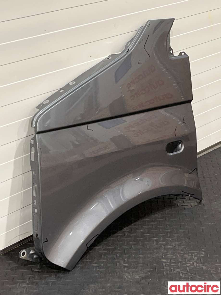 Skjerm venstre foran til VW Transporter / Caravelle 2009-2015 (Fase 2) (T5) (T5) (VOLKSWAGEN|7H0821101E)