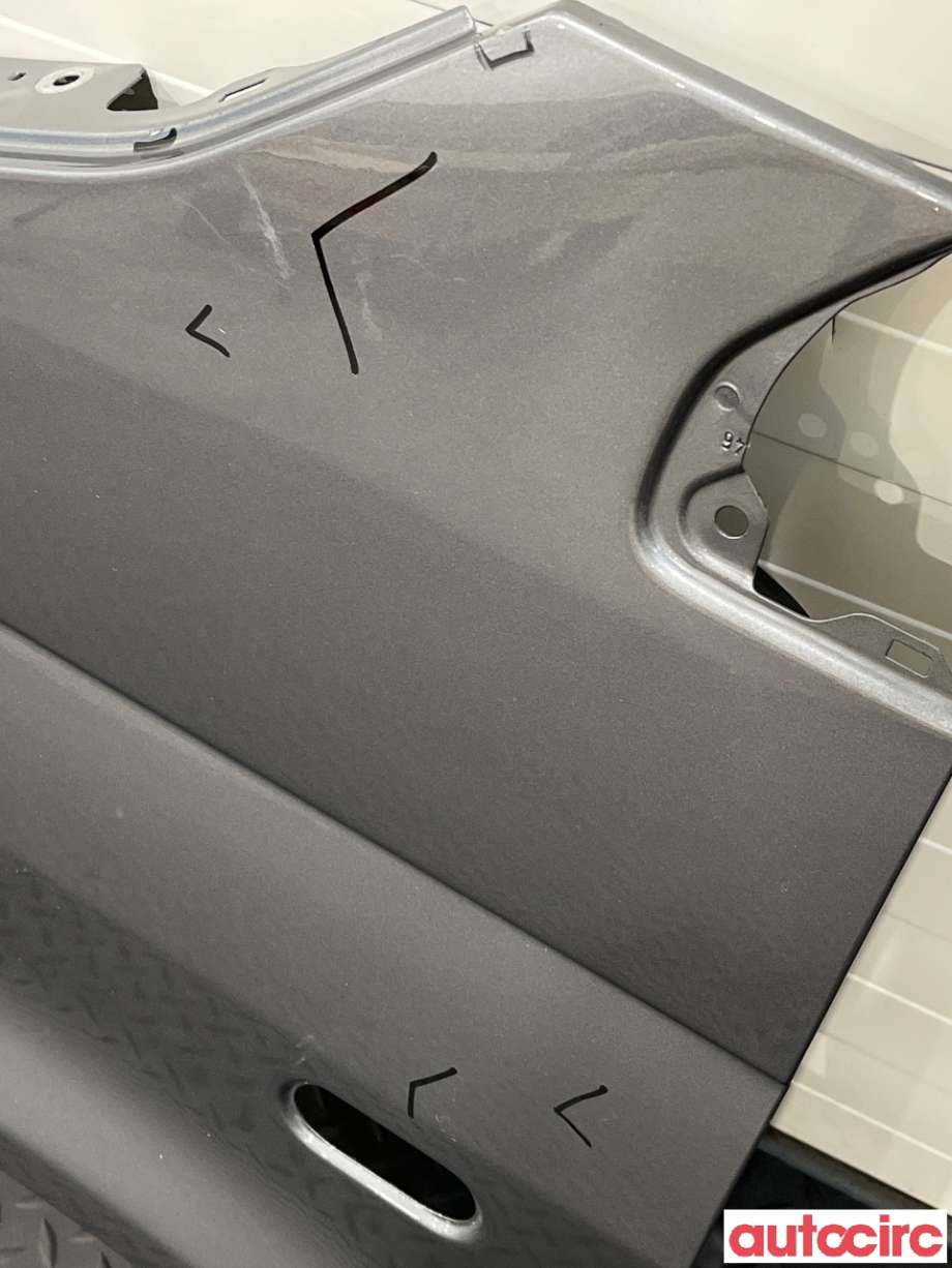 Skjerm venstre foran til VW Transporter / Caravelle 2009-2015 (Fase 2) (T5) (T5) (VOLKSWAGEN|7H0821101E)