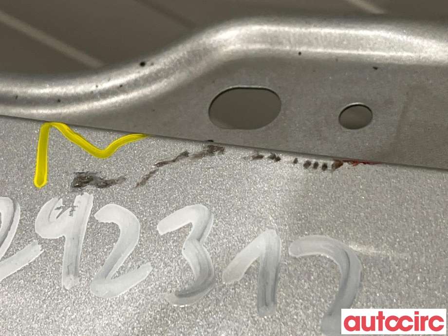 Skjerm venstre foran til Mazda CX-5 2012-2017 (Type I)  (MAZDA|KD53-52-211A)