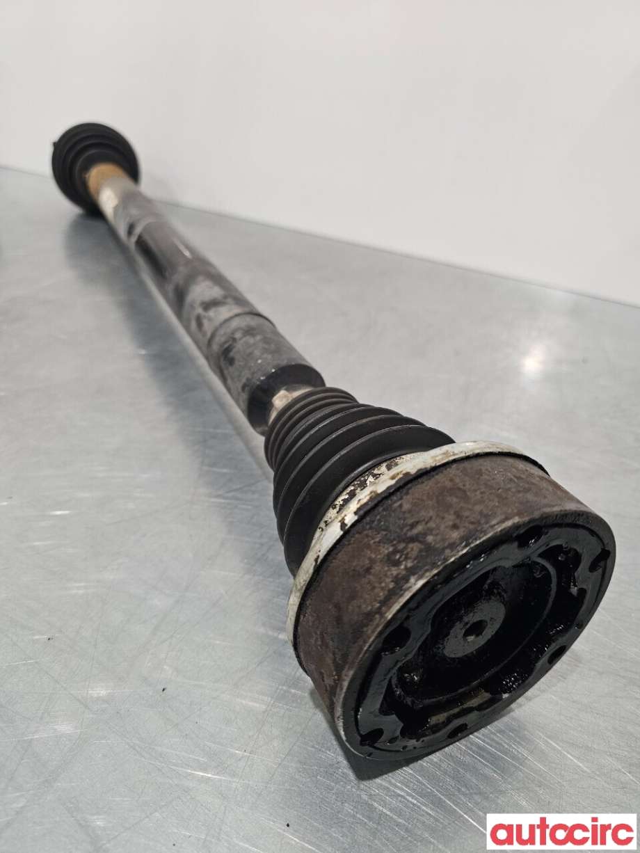 Drivaksel høyre foran til VW Golf, Plus/Cross 2005-2009 (Fase 1)  (VOLKSWAGEN|1K0407272CC)