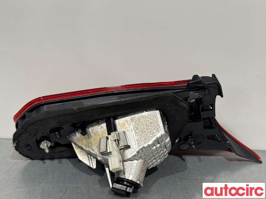 Baklykt høyre indre til Mazda 3 2013-2016 (Type III, Fase 1) (MAZDA|B45D-51-3F0D||B45C-513F0)