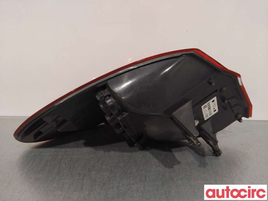 Baklykt høyre til BMW 2-Serie 2014-2021 (F22/F23) (F22/F23) (BMW|63217311060)