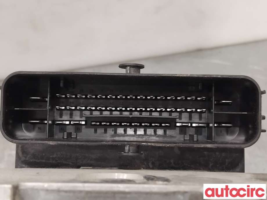 ABS sentral til Škoda Octavia 2013-2016 (Type III, Fase 1)  (SKODA|5Q0614517L|100915-43583)
