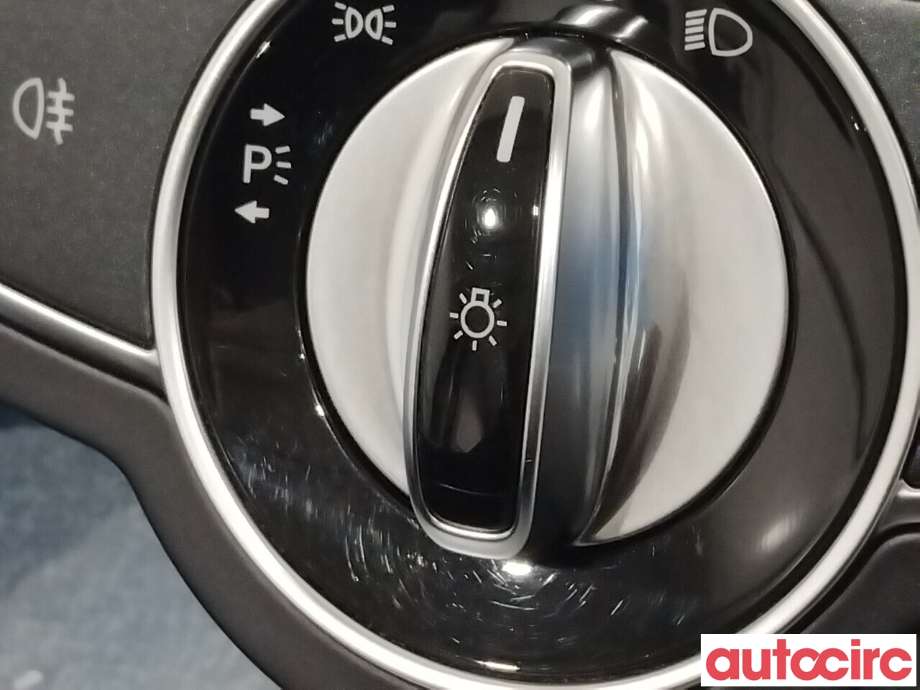 Bryter lys til Mercedes GLC 2015-2022 (X253) (X253) (MERCEDES|A2059057007)