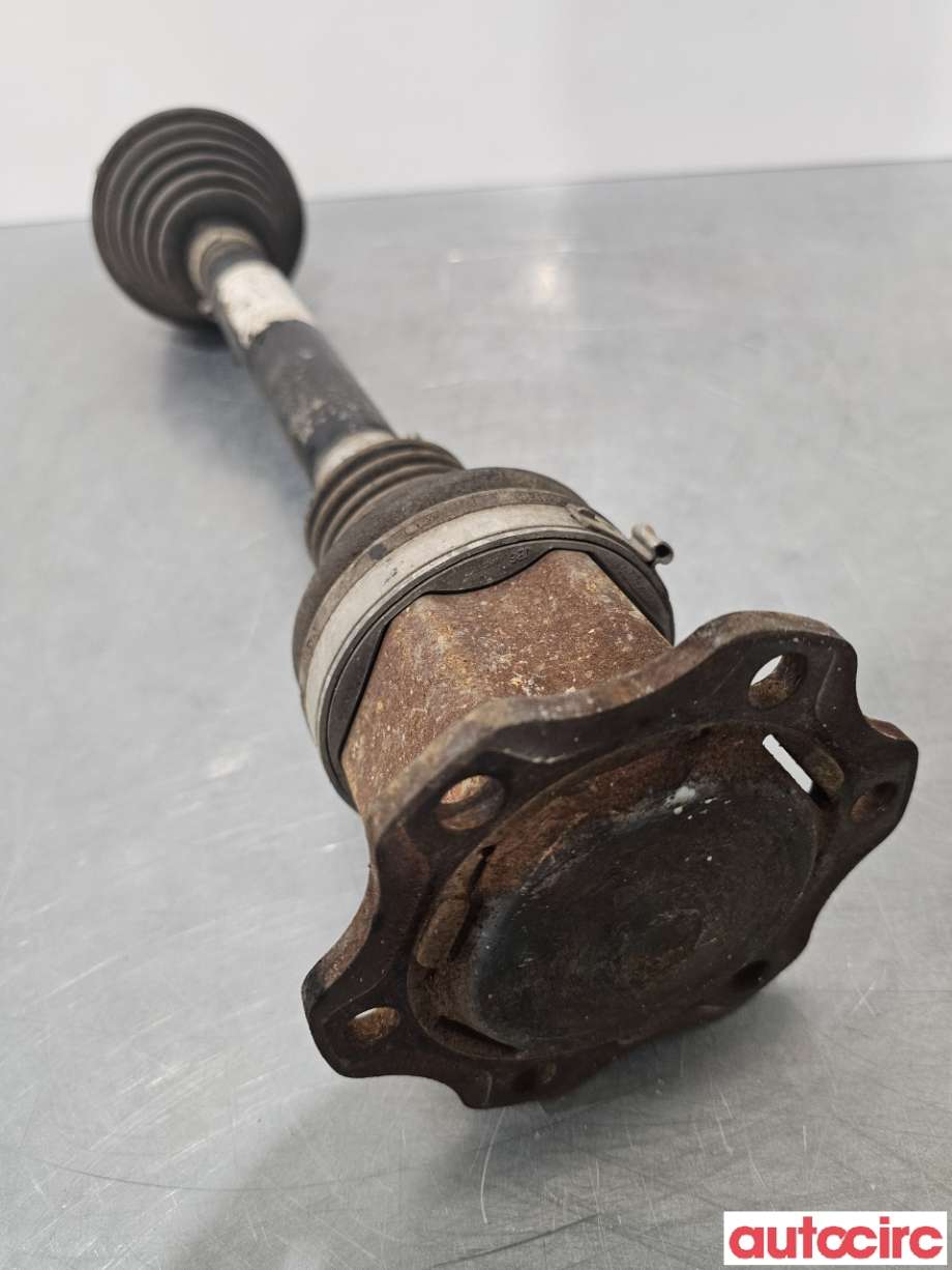 Drivaksel venstre foran til Audi A4 2007-2014 (Type IV) (B8) (B8) (AUDI|8K0407271P)