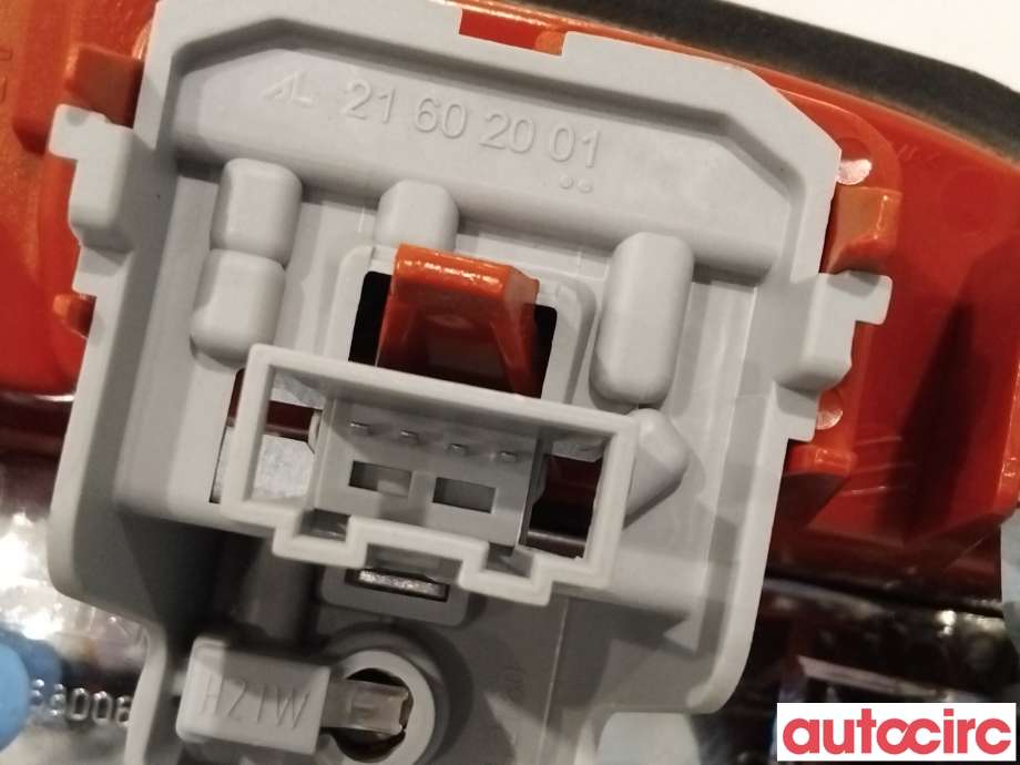 Baklykt høyre indre til Audi A4 2007-2014 (Type IV) (B8) (B8) (AUDI|8K9945094B)