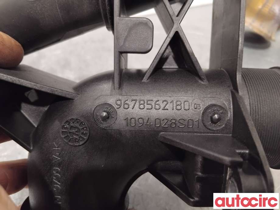 Turbo rør til Peugeot 308 2013-2021 (Type II)  (PEUGEOT|9678562180|)