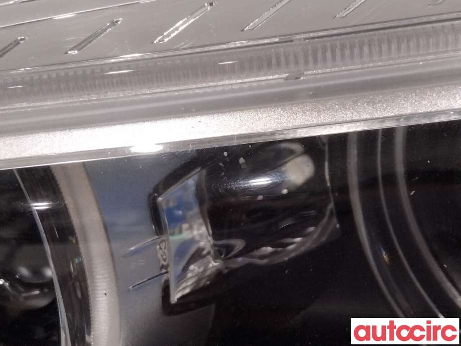 Frontlykt venstre xenon til BMW X5 2013-2018 (F15) (F15) (BMW|63117317101)