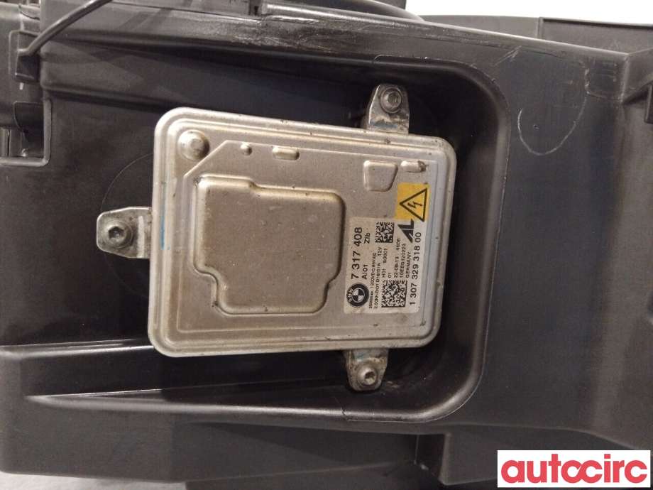 Frontlykt venstre xenon til BMW X5 2013-2018 (F15) (F15) (BMW|63117317101)