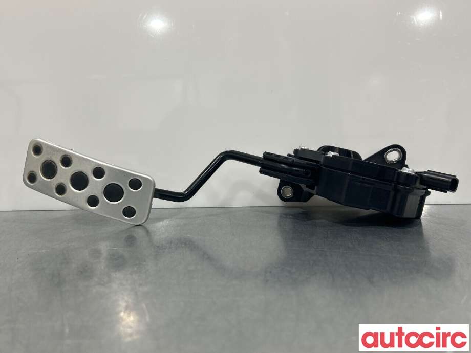 Pedal gass til Toyota GT86 2012-->> (TOYOTA|SU00300953|1988009040)