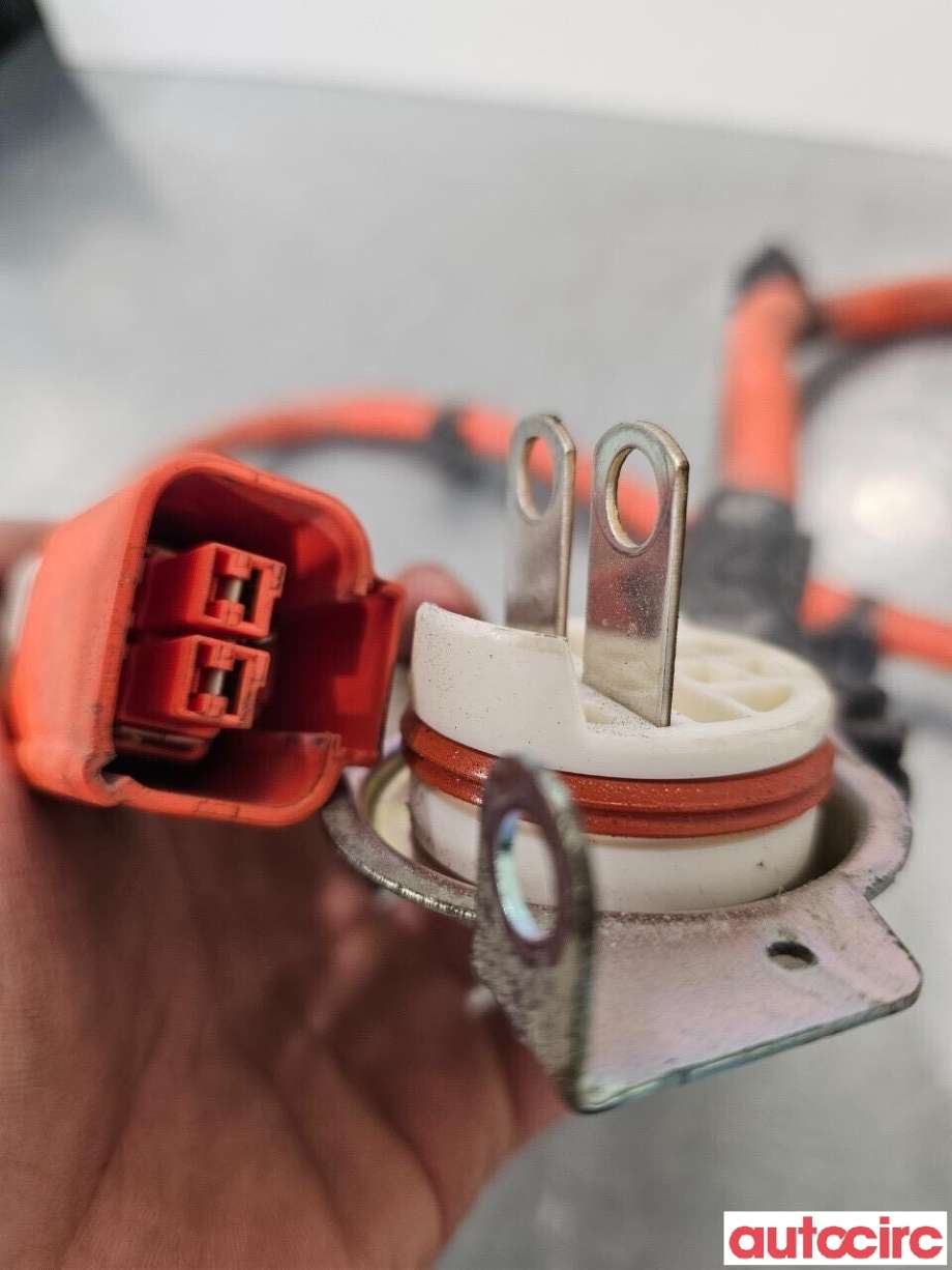 Kabel høy volt (HV) hybrid til Toyota Auris 2015-2019 (Type II, Fase 2)  (TOYOTA|8212202190|)