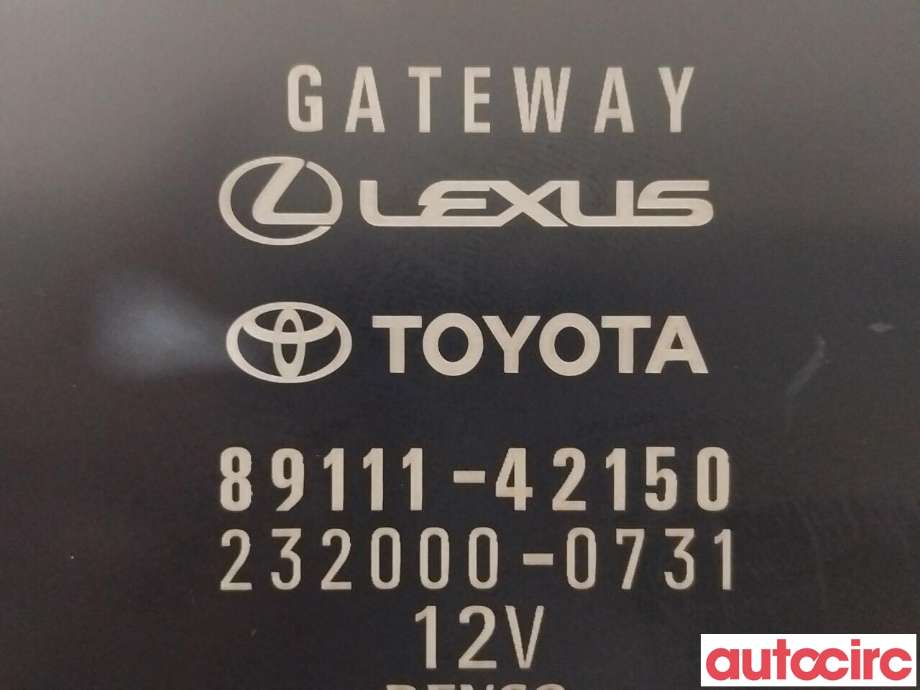 Diverse deler til Toyota RAV4 2019-->> (Type V)  (TOYOTA|8911142170|8911142150)