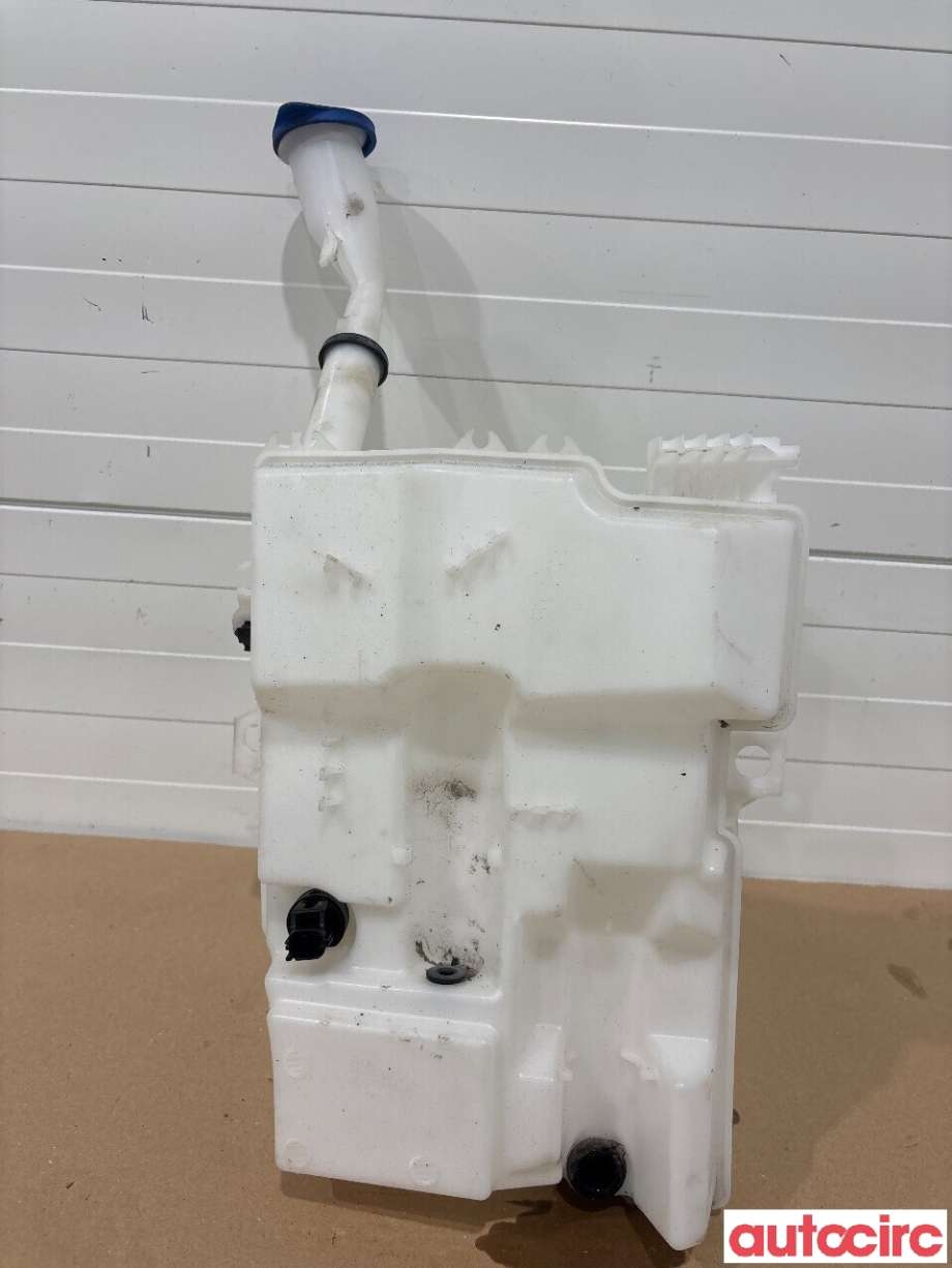 Spylertank til Ford Focus 2011-2014 (Type III, Fase 1) (FORD|2011142|BV61-13K175-AD)