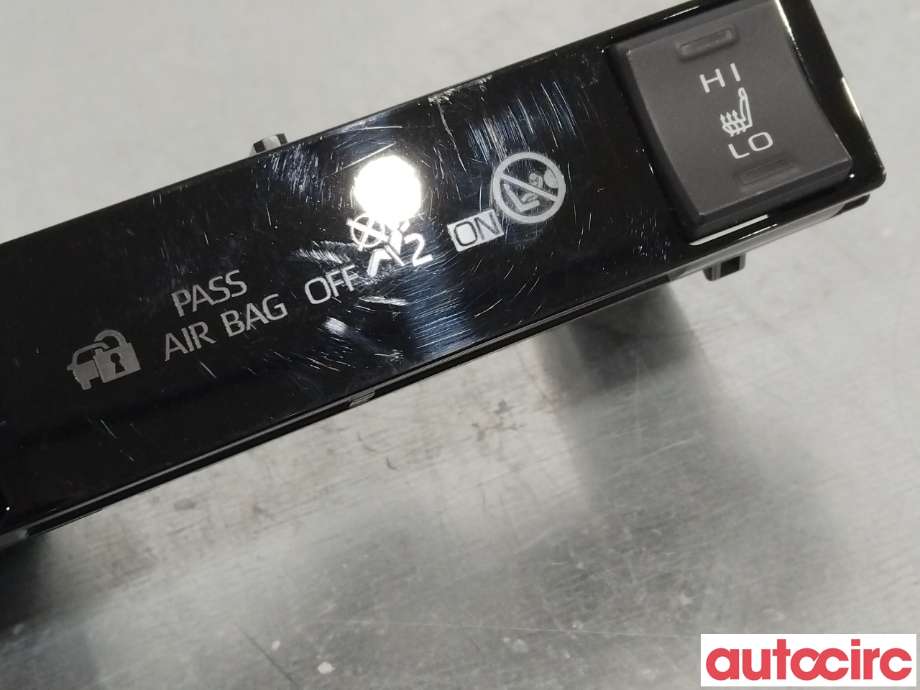 Bryter diverse til Toyota RAV4 2019-->> (Type V)  (TOYOTA|8395042390|)