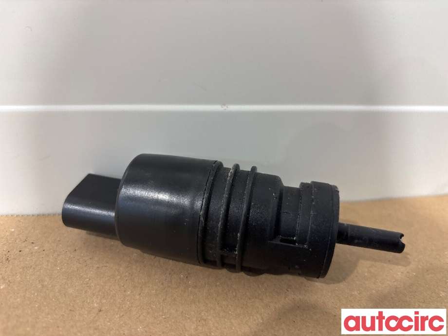 Spylerpumpe bak til BMW X3, 2010-2017 (F25) (F25) (BMW|67128362154)