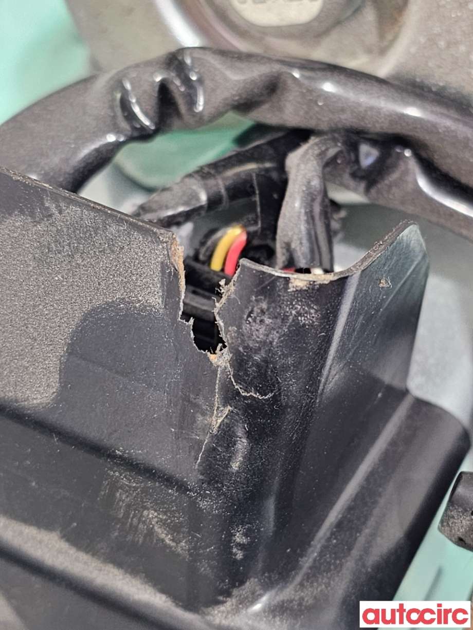 Rattaksel elektrisk servo til Toyota RAV4 2016-2019 (Type IV, Fase 2)  (TOYOTA|4520A42070|ESP12-071|89650-42211)