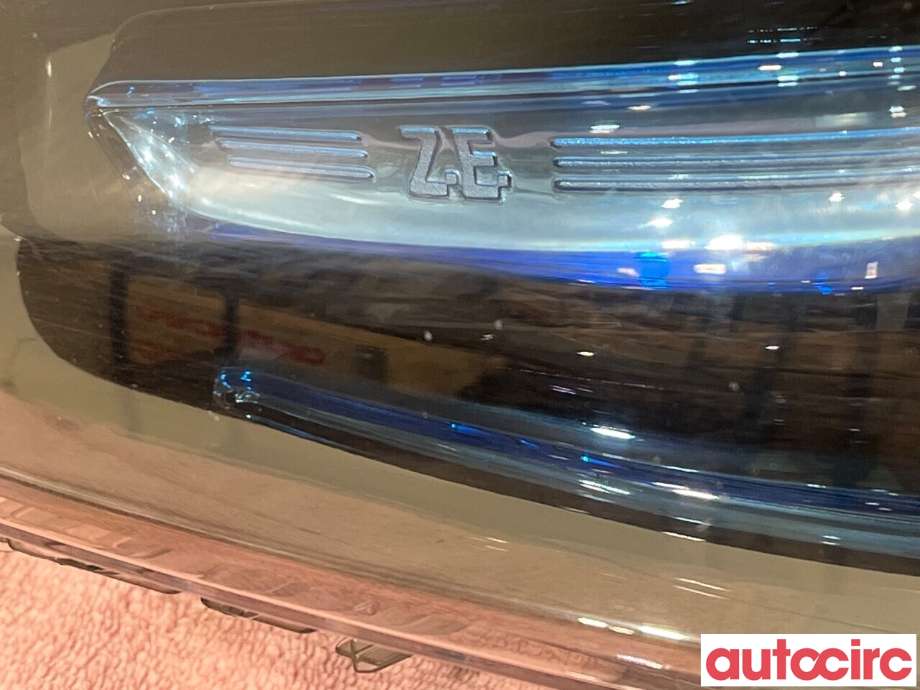 Frontlykt venstre halogen til Renault Zoe 2013-2019 (Fase 1)  (RENAULT|260609522R|1EL010912-01|260605036R)