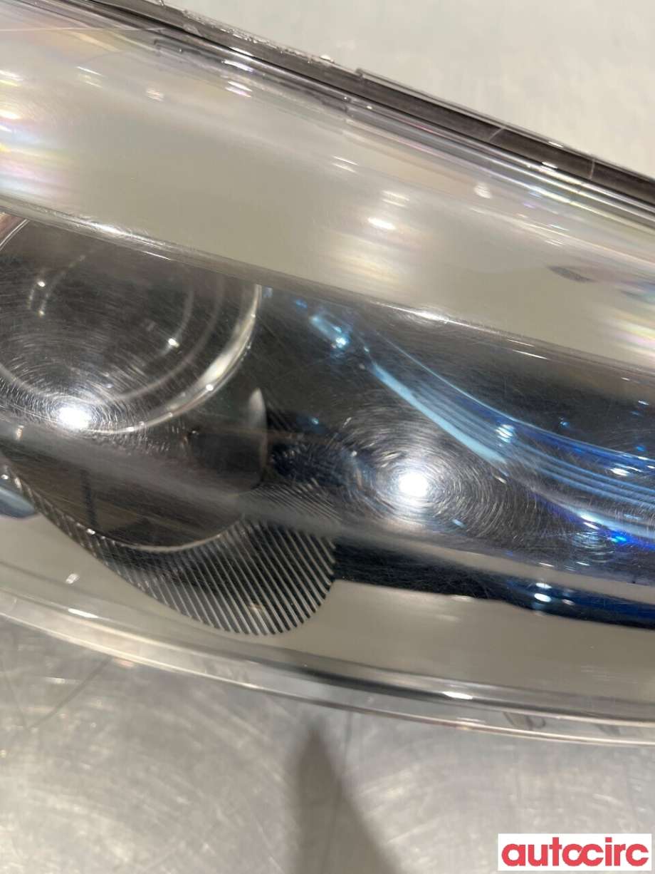 Frontlykt høyre halogen til Renault Zoe 2013-2019 (Fase 1)  (RENAULT|260108268R|1EL010912-02|260109891R)